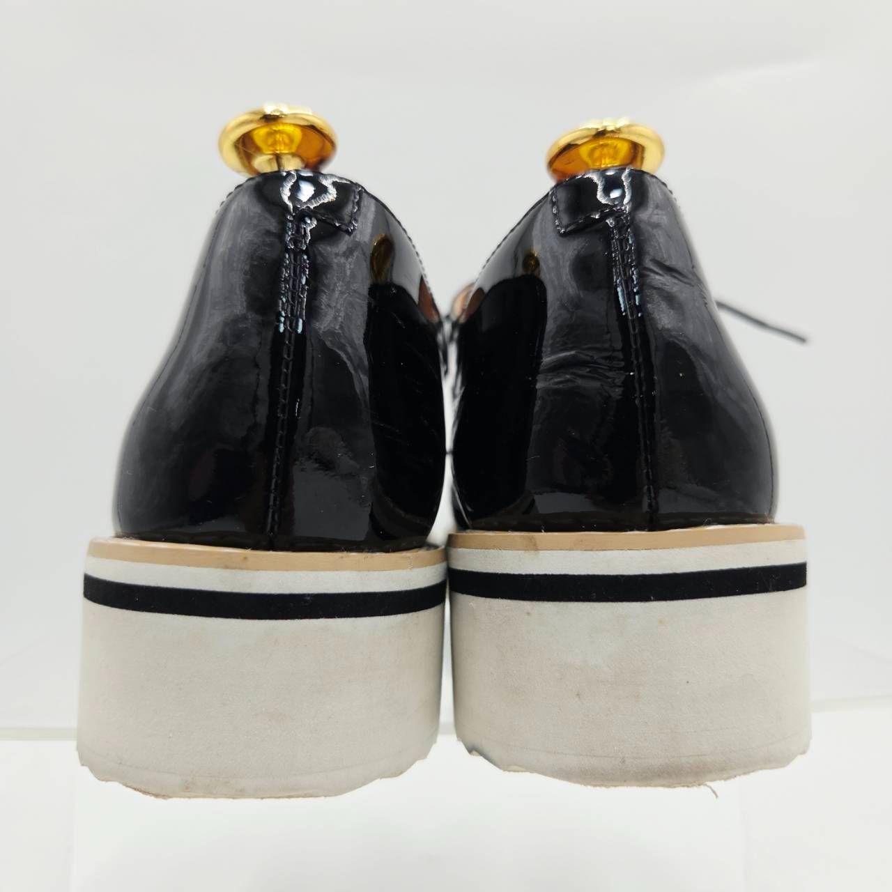 美品 STACCATO スタッカート エナメルレースアップシューズ 厚底