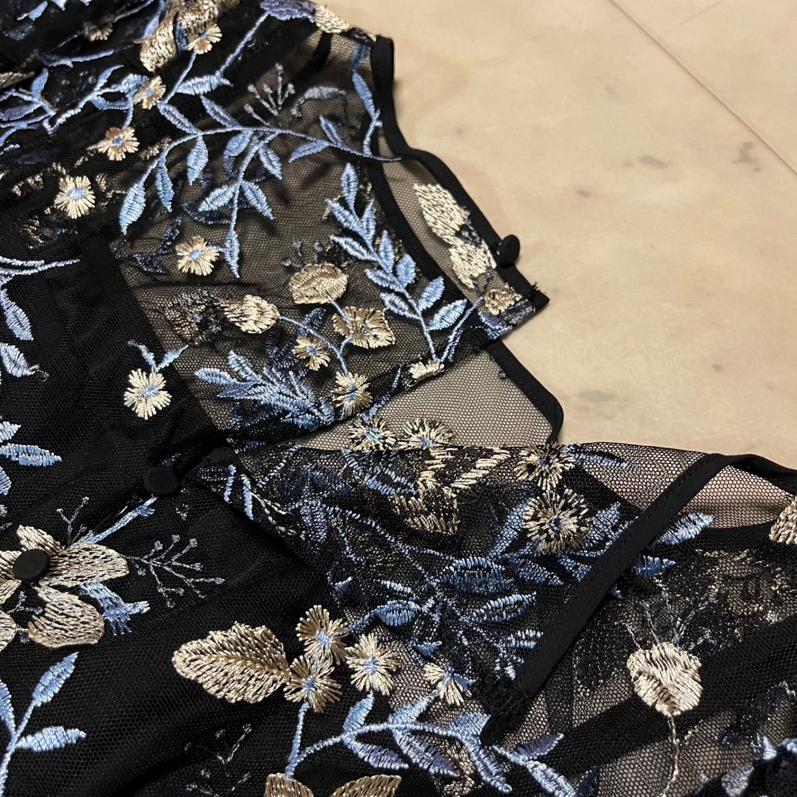 THE URBAN BLANCHE × Kastane ジアーバンラッシュ カスタネ embroidery