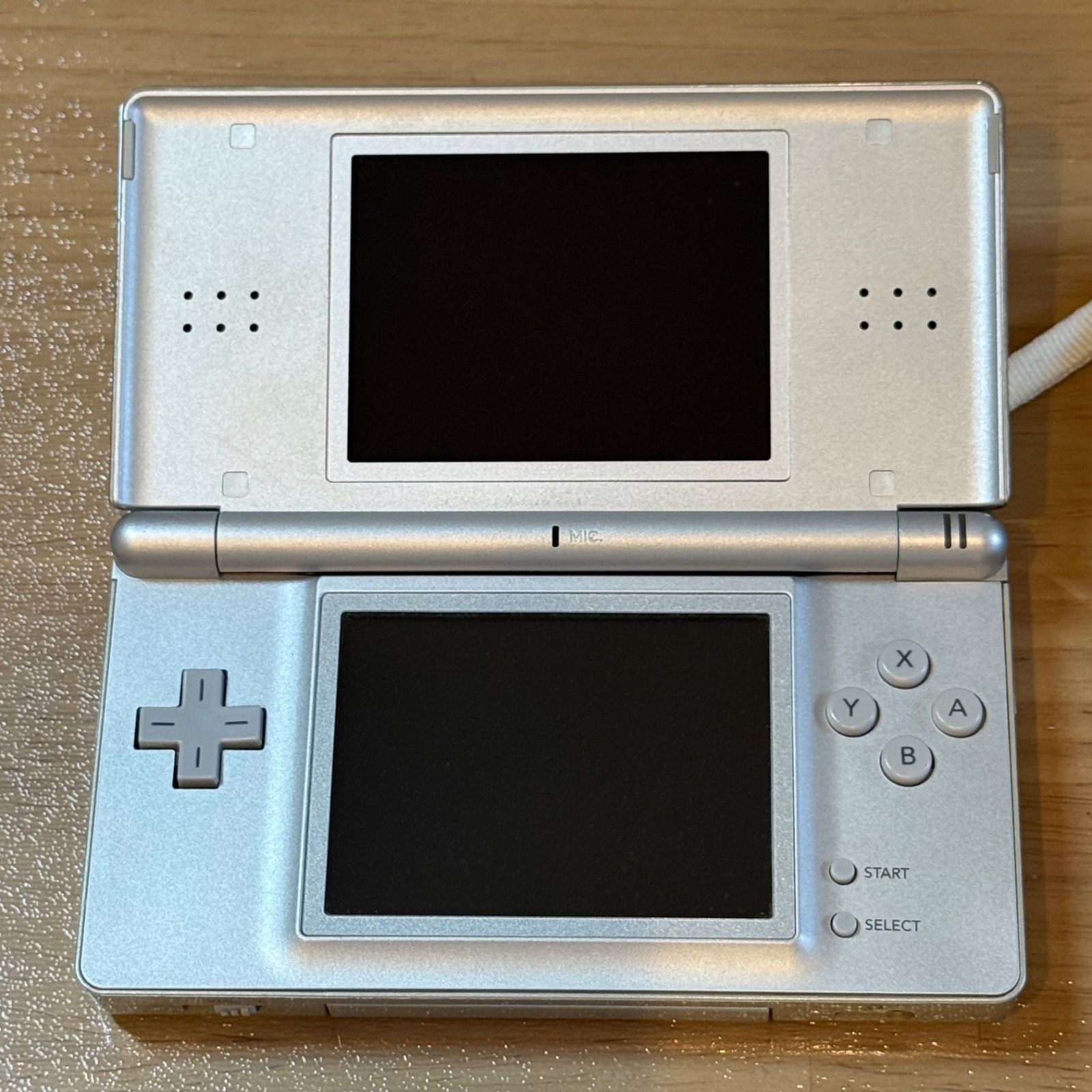 6-125【非売品レア】ニンテンドーDS LITE プレミアムシルバー - メルカリ