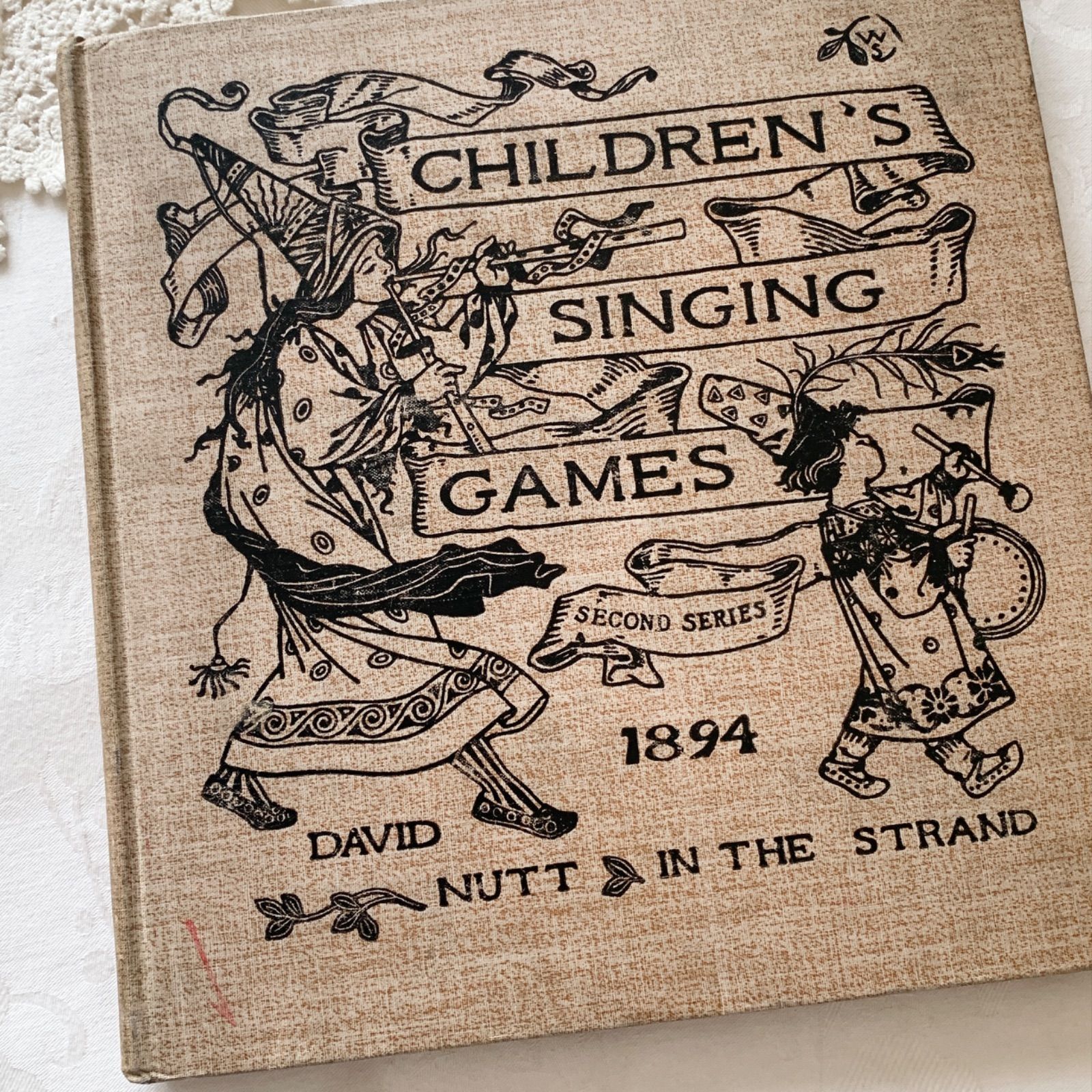 1894年出版 英国アンティーク歌絵本 Children's Singing Games