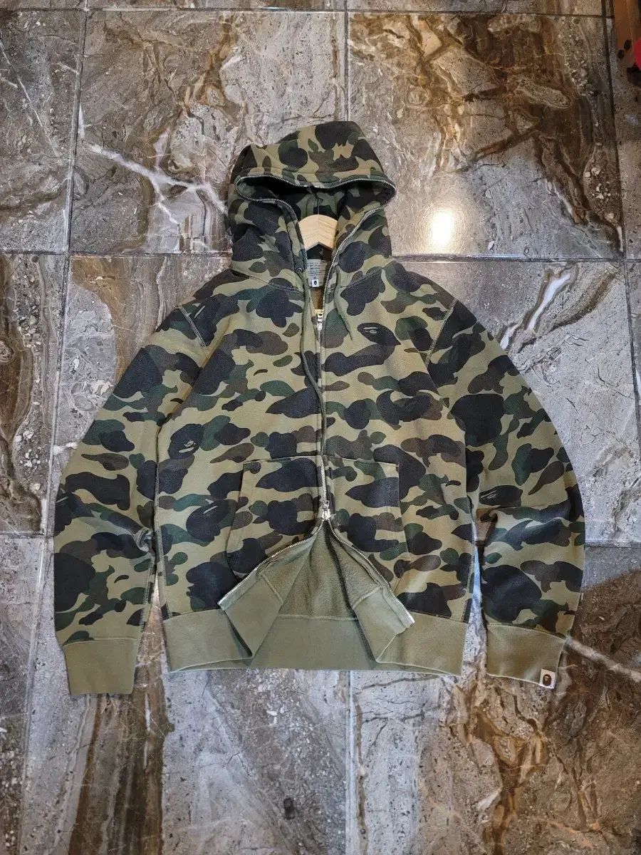 A BATHING APE FIRSTカモ ウール ファー ジップアップ made in Japan