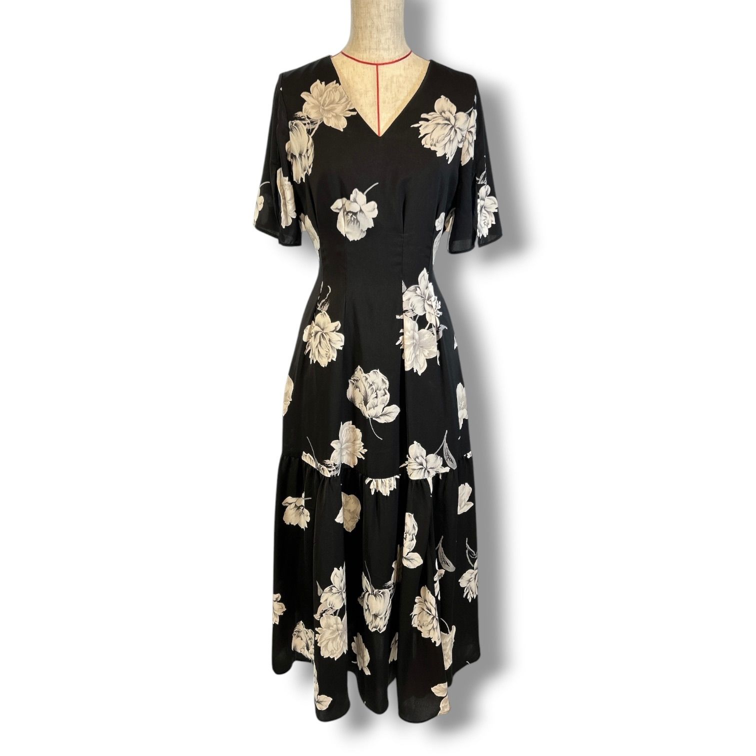 ワンピース Her lip to Monochrome Peony Satin Dress Her lip to パーリップトゥ Monochrome Peony Satin Dress ドレス