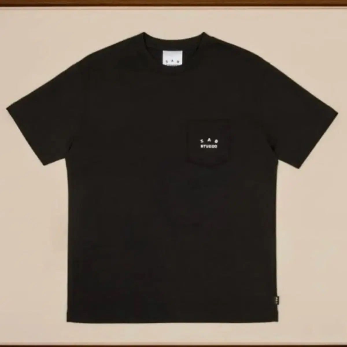 L IAB Studio ポケット Tシャツ ブラック