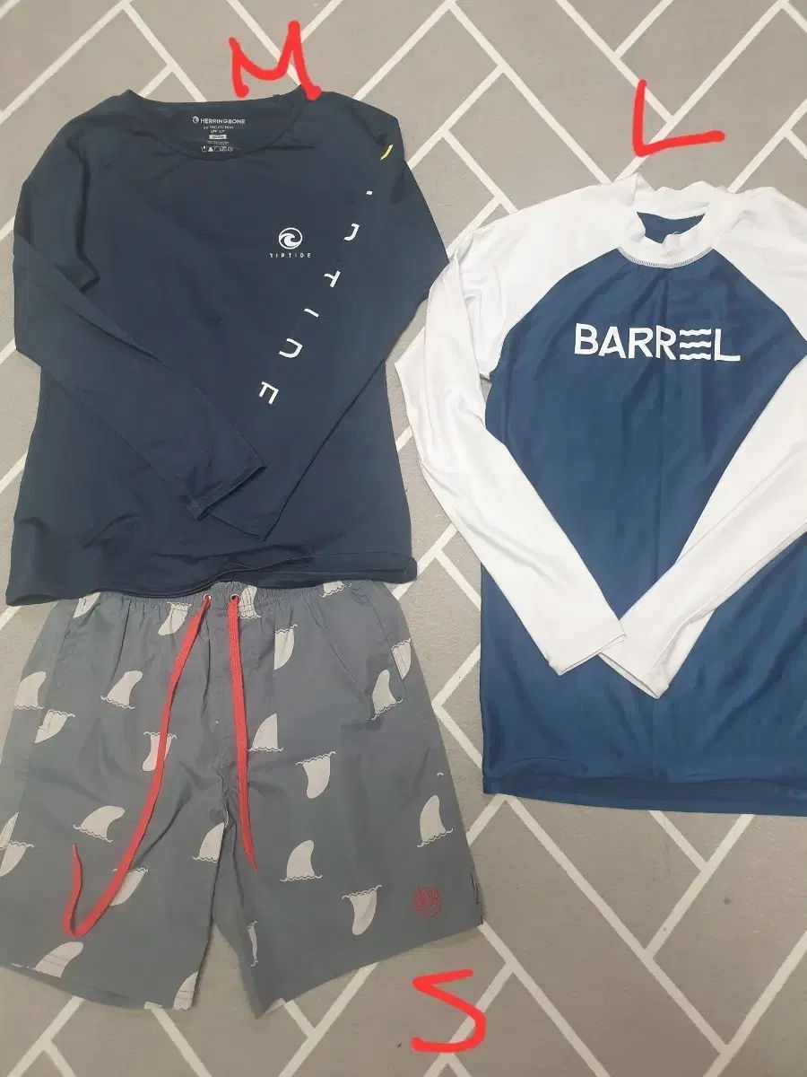 BARREL ラッシュガード トップス Lサイズ + Tシャツ Mサイズ + ハーフパンツ Sサイズ 6,465円