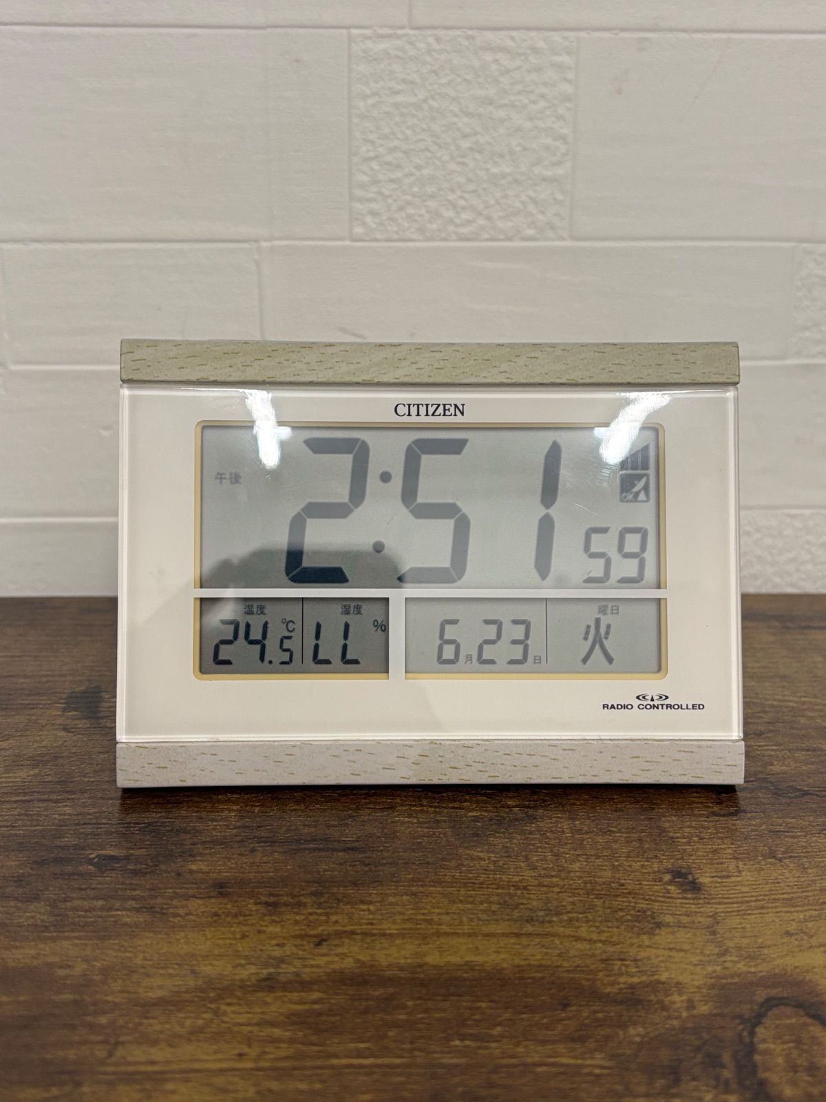 CITIZEN シチズン 8RZ048 デジタル電波時計 温湿度計 目覚まし時計