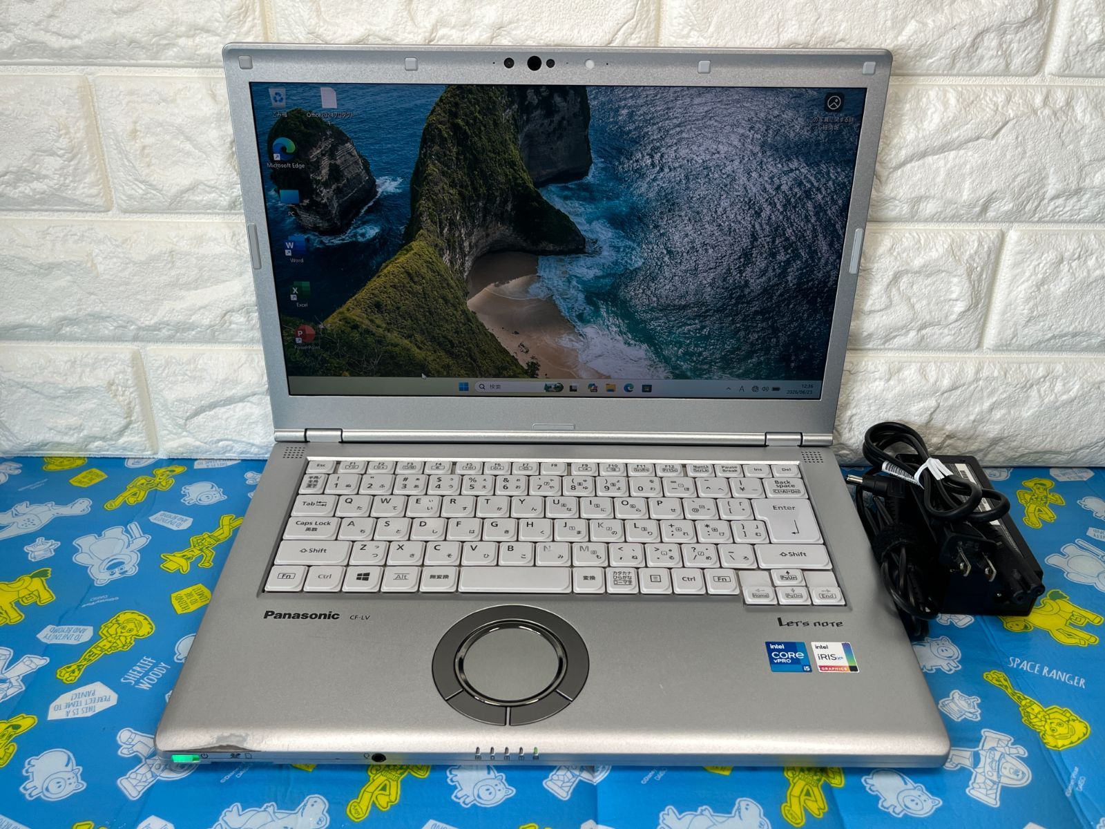 レッツノート CF-LV1 16GB / LTE 14.0型 FHD 軽量・頑丈
