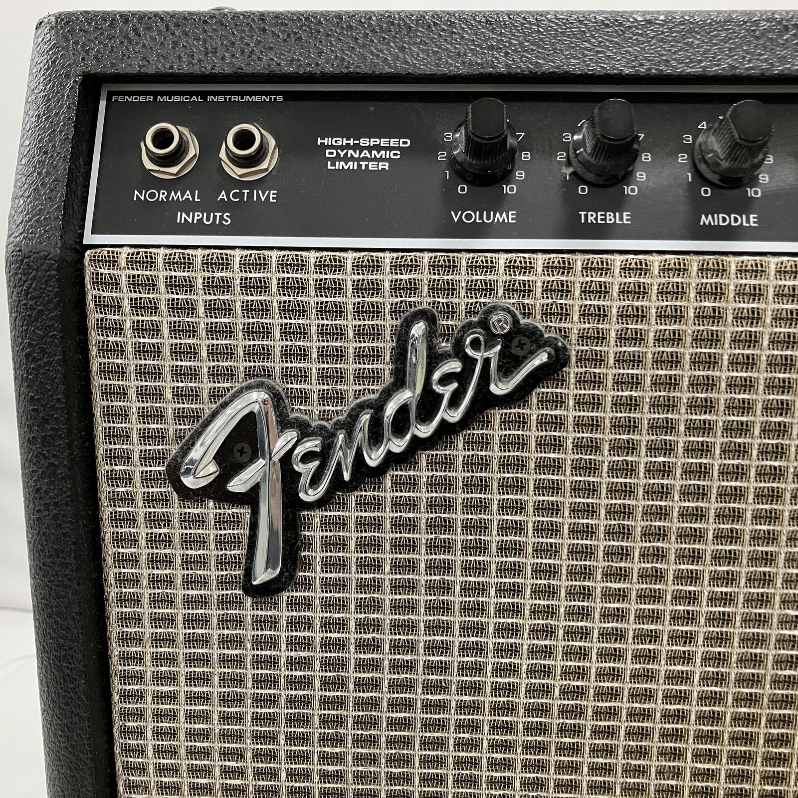 Fender Japan Bassman 35 ベースアンプ 音響機材 中古 H11377135 Fender Japan Bassman 35 ベースアンプ 音響機材 中古 H11377135