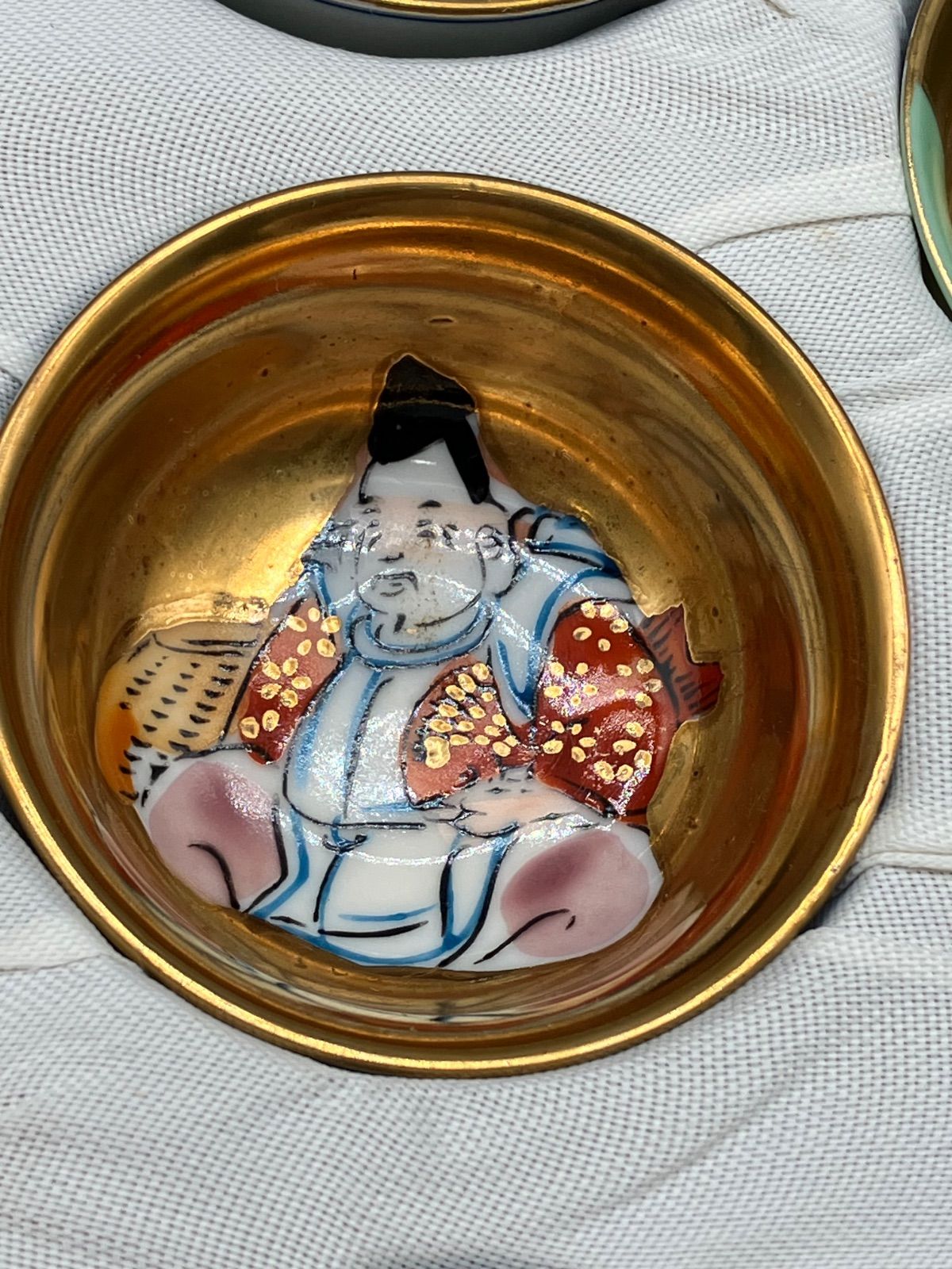 九谷焼 七福神 お猪口 金箔伝統工芸品 縁起物 7個組 - メルカリ