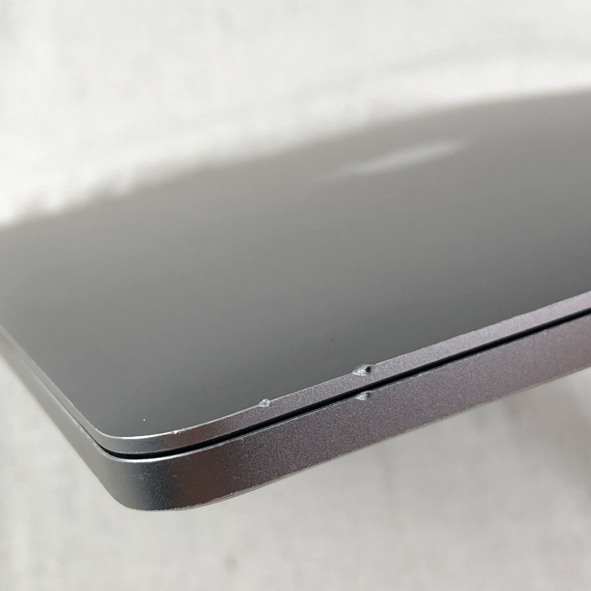 MacBook Pro M2 16GB/512GB 中古 画面キズあり - メルカリ