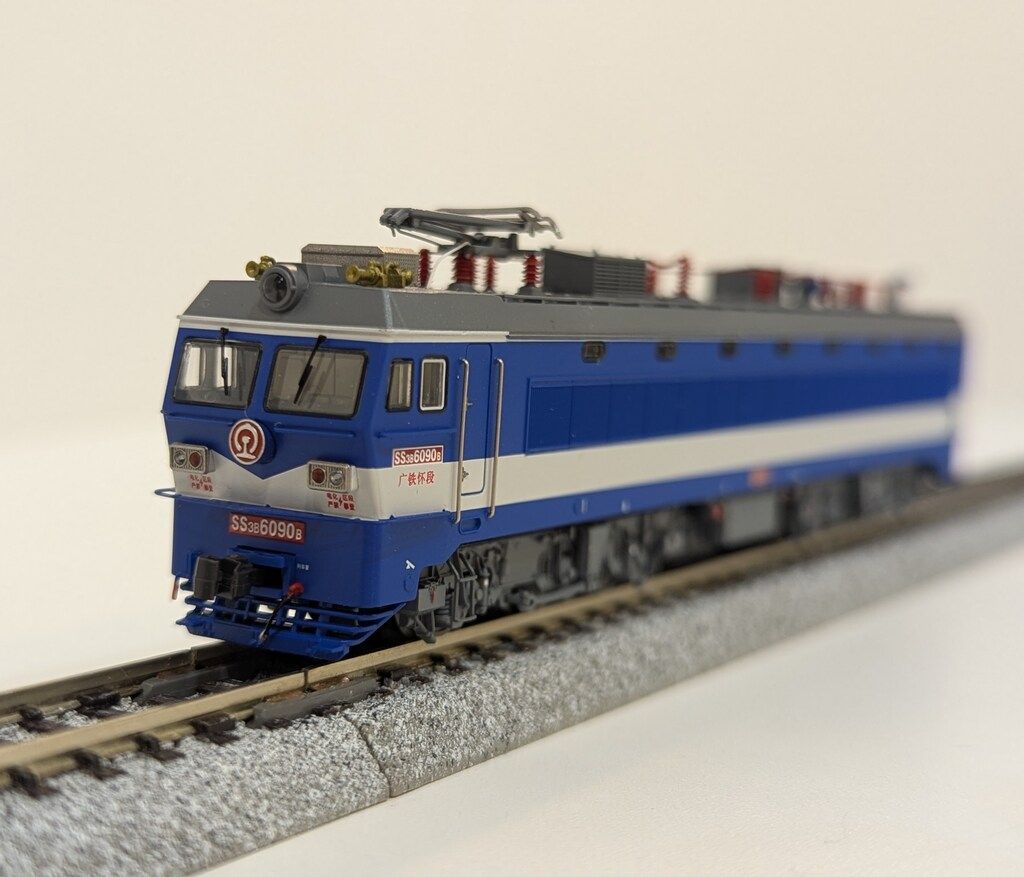長鳴/CHANGMING 1/160 Nゲージ 韶山 SS3B-6090A/SS3B-6090B 2両セット
