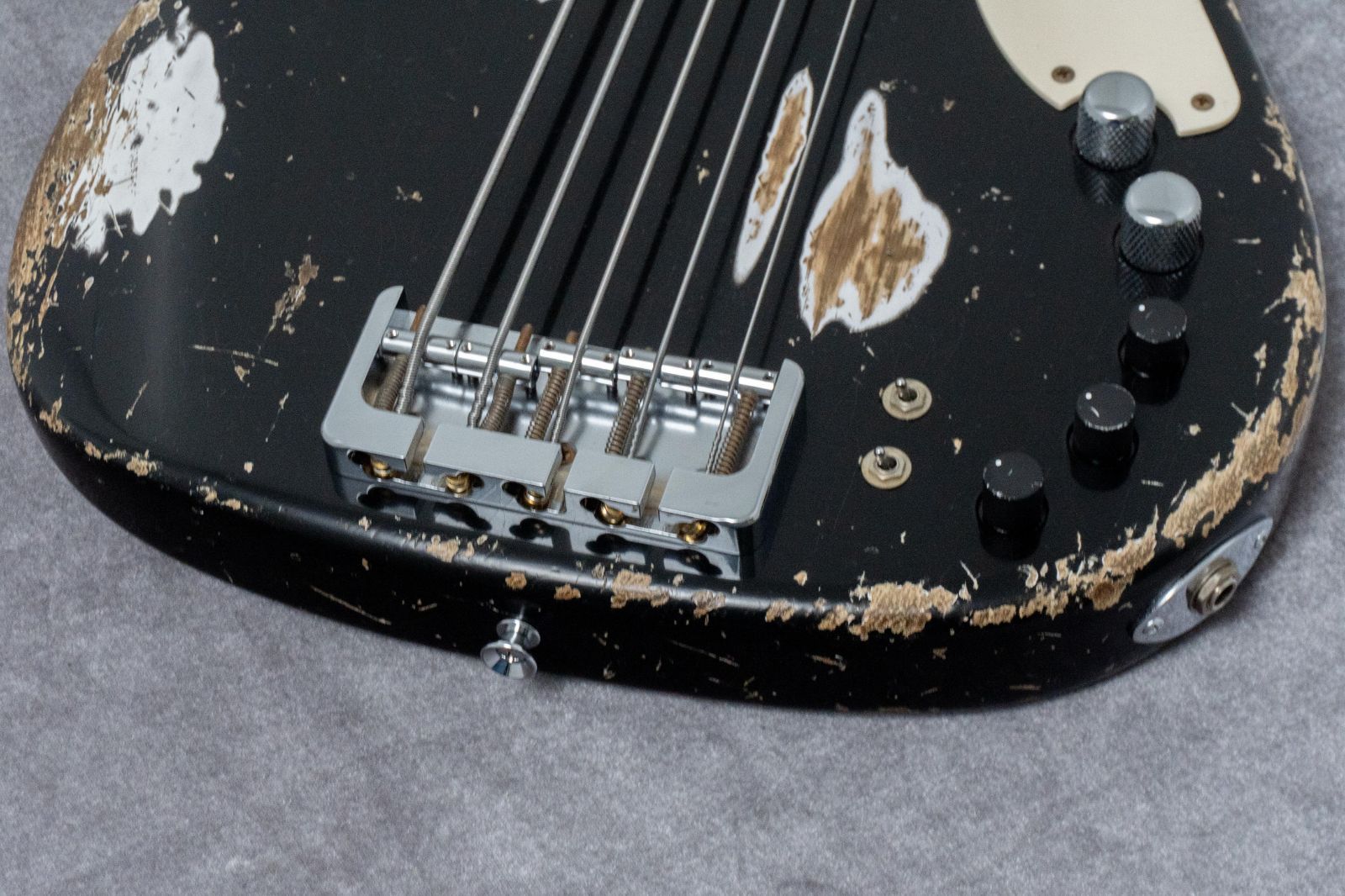 【new】Xotic / XTB-1T 5st Black Heavy Aged Ash M 4.280kg #TB-0014【GIB兵庫】【PLEK調整済】エレキベース