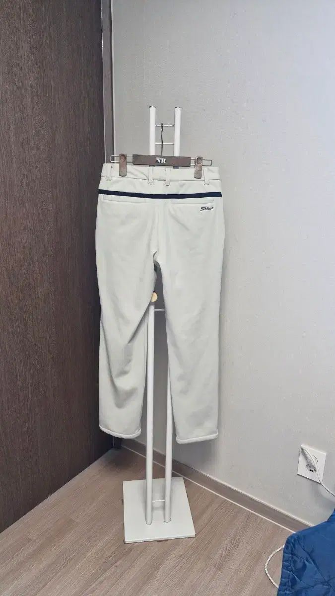 Titleist(남299/76) 裏起毛 冬 ゴルフパンツ アイボリー