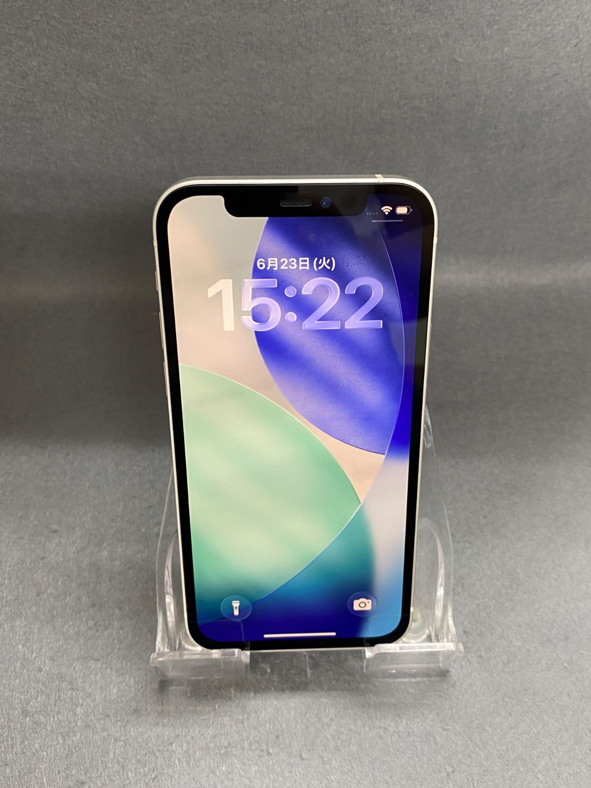 超美品 シンガポール版　SIMフリー iPhone12 128GB ホワイト色