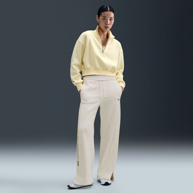NIKE(ナイキ) ナイキ ウィメンズ NSW クラシック+ ワイドレッグ SPD パンツ スポーツスタイル ウェア スウェットパンツ IH8483、(133)セイル