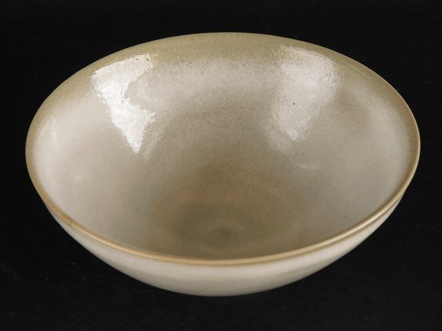加藤 孝俊 米色 灰青瓷 粉吹 茶碗