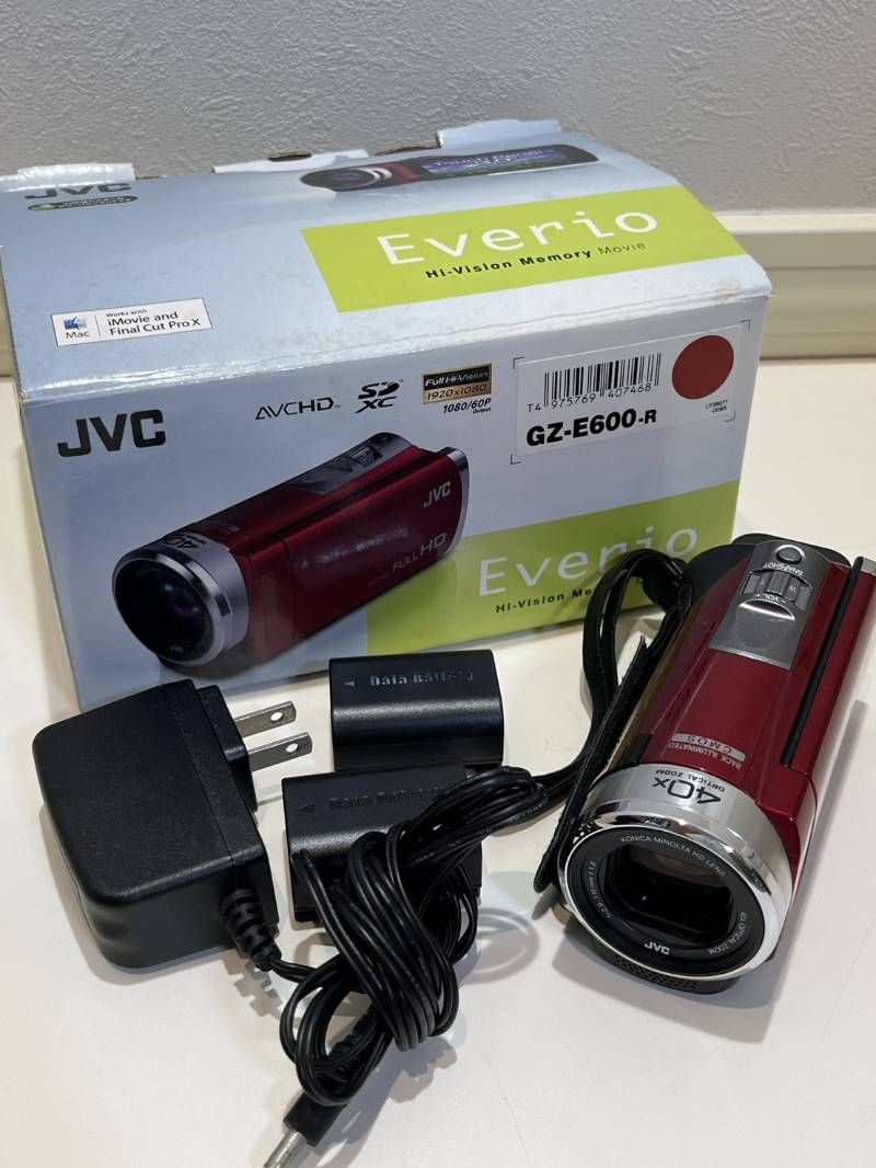完品 JVC Everio GZ-E600 バッテリー3個付 ビデオカメラ JVC Everio GZ-E600 レッド ハイビジョン ビデオカメラ 13年製 簡易