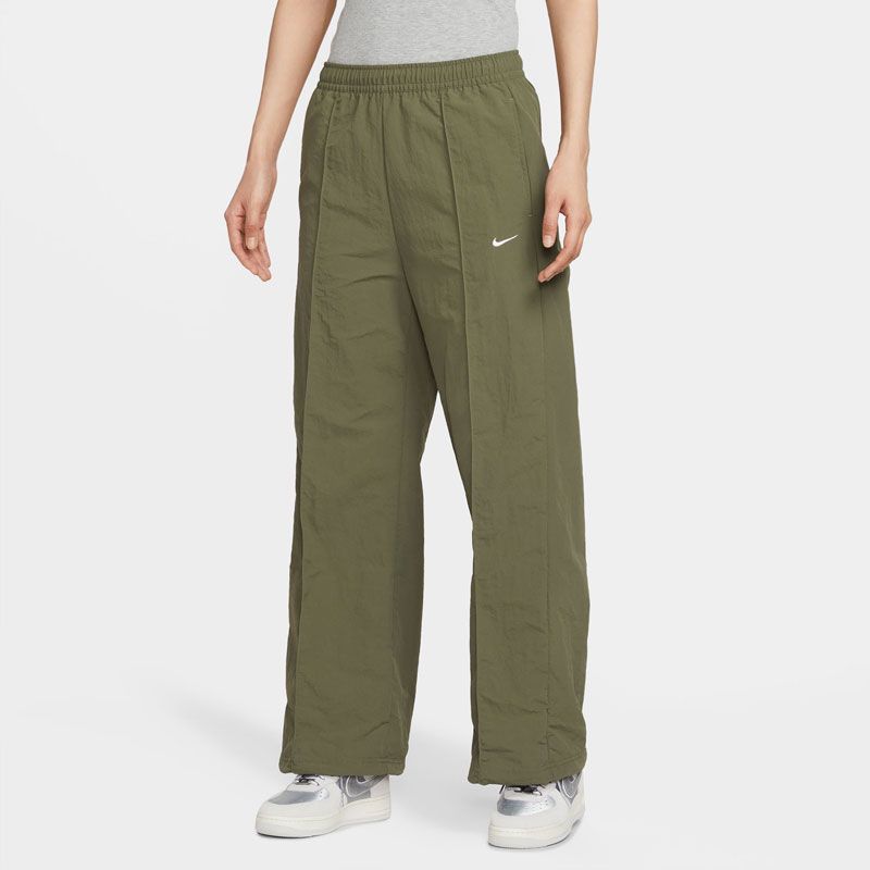 NIKE(ナイキ) ナイキ ウィメンズ NSW トレンド ウーブン MR パンツ スポーツスタイル ウェア パンツ FQ3589、(222)ミディアムオリーブ