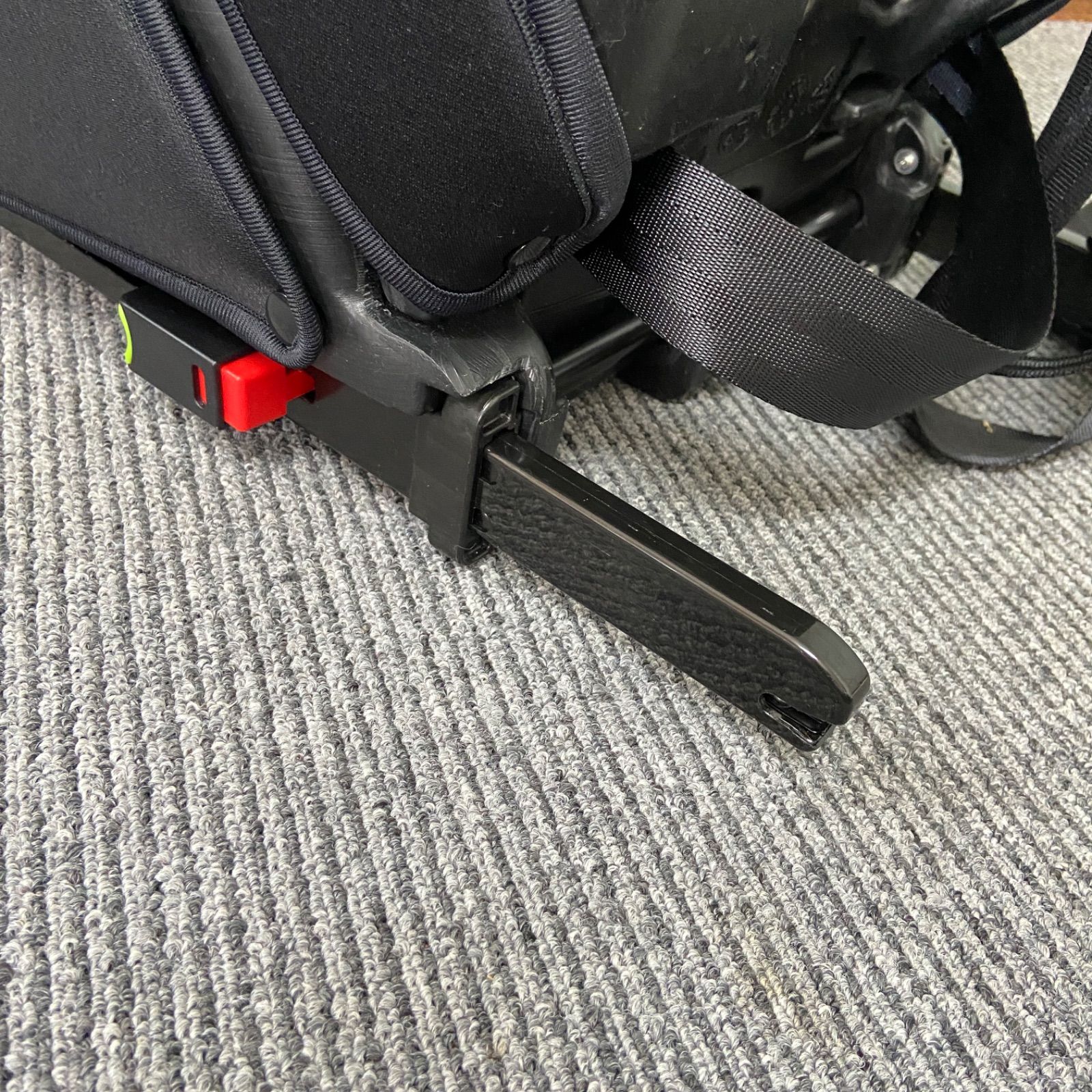 西松屋 スマートエンジェル ISOFIX チャイルドシート ハーネス
