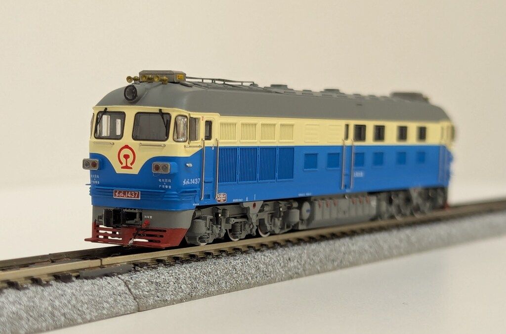 長鳴/CHANGMING 1/160 Nゲージ DF4B型ディーゼル機関車 DF4B1437