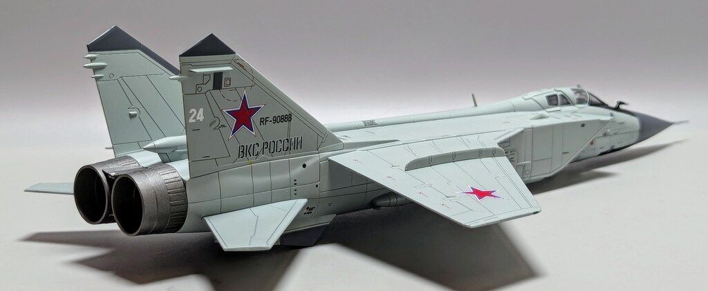 HOBBY MASTER 1/72 MiG-31BM フォックスハウンド `ロシア航空宇宙軍 第712航空連隊 w/R-77&R-37 HOBBY MASTER 1/72 MiG-31BM フォックスハウンド `ロシア航空宇宙軍 第712航空連隊 w/R-77&R-37