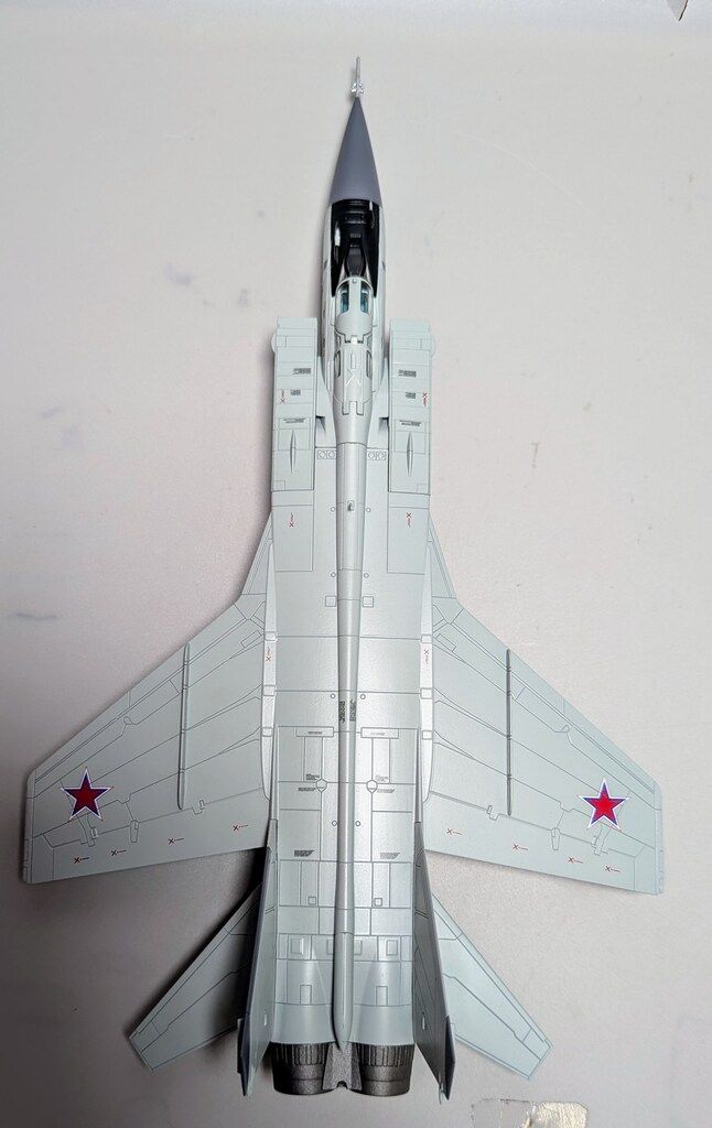 HOBBY MASTER 1/72 MiG-31BM フォックスハウンド `ロシア航空宇宙軍 第712航空連隊 w/R-77&R-37 HOBBY MASTER 1/72 MiG-31BM フォックスハウンド `ロシア航空宇宙軍 第712航空連隊 w/R-77&R-37
