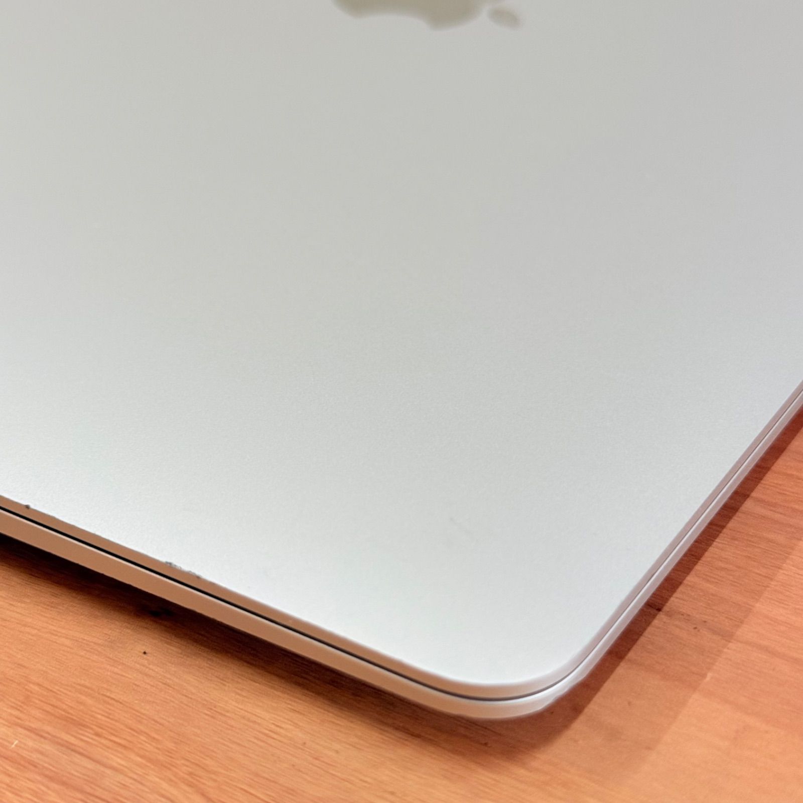 バッテリー良好】 MacBook air 13インチ 2020 Apple M1 8GB 256GB 動画
