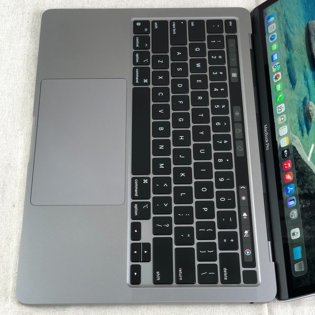 本体のみ】MacBook Pro M2 16GB/512GB 中古 - メルカリ