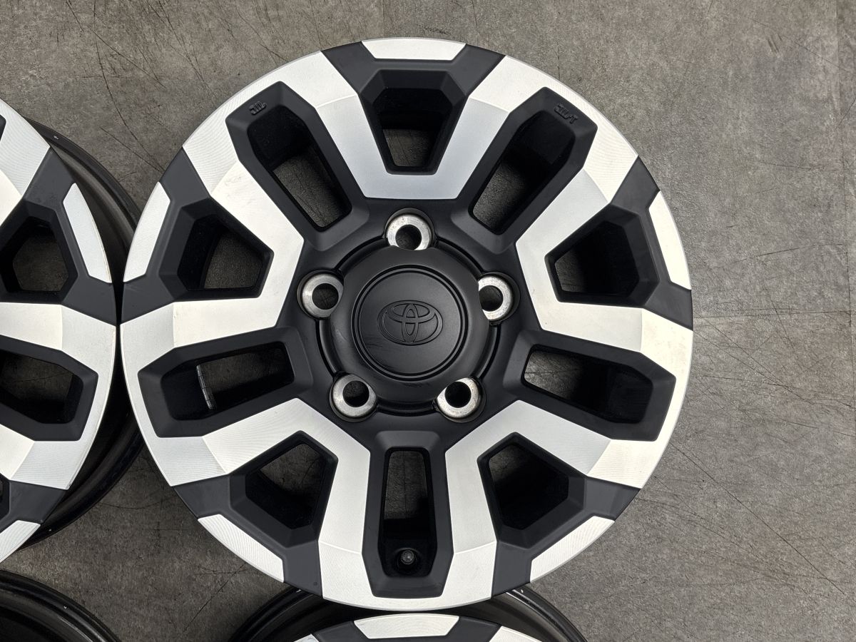 新車外し品】トヨタ 再再販 ランドクルーザー 70 純正 16in 7.0J ±0