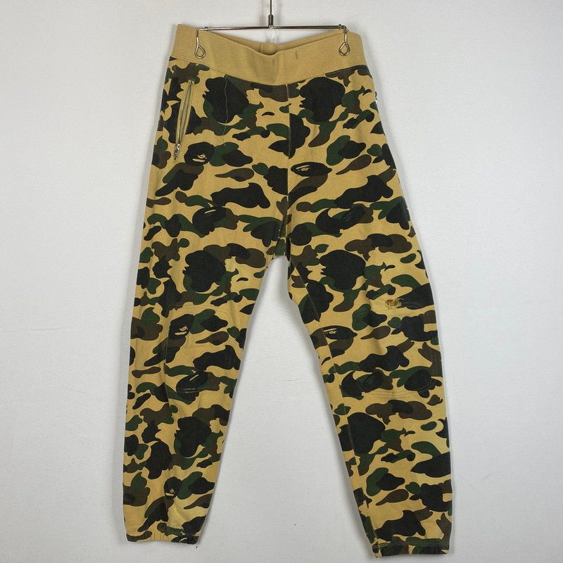 【現状渡し品】 A BATHING APE ア ベイシング エイプ APE CAMO SWEAT PANTS エイプ カモ スウェット パンツ ボトムス 【153-260623-sa-08-tei】