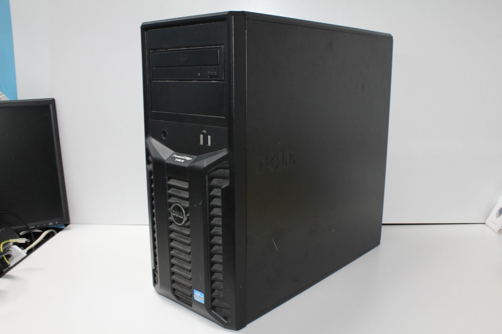 【ジャンク品/デスクトップPC】Dell〈E11S〉Intel Xeon/HDD1TB/メモリ8GB ⑤