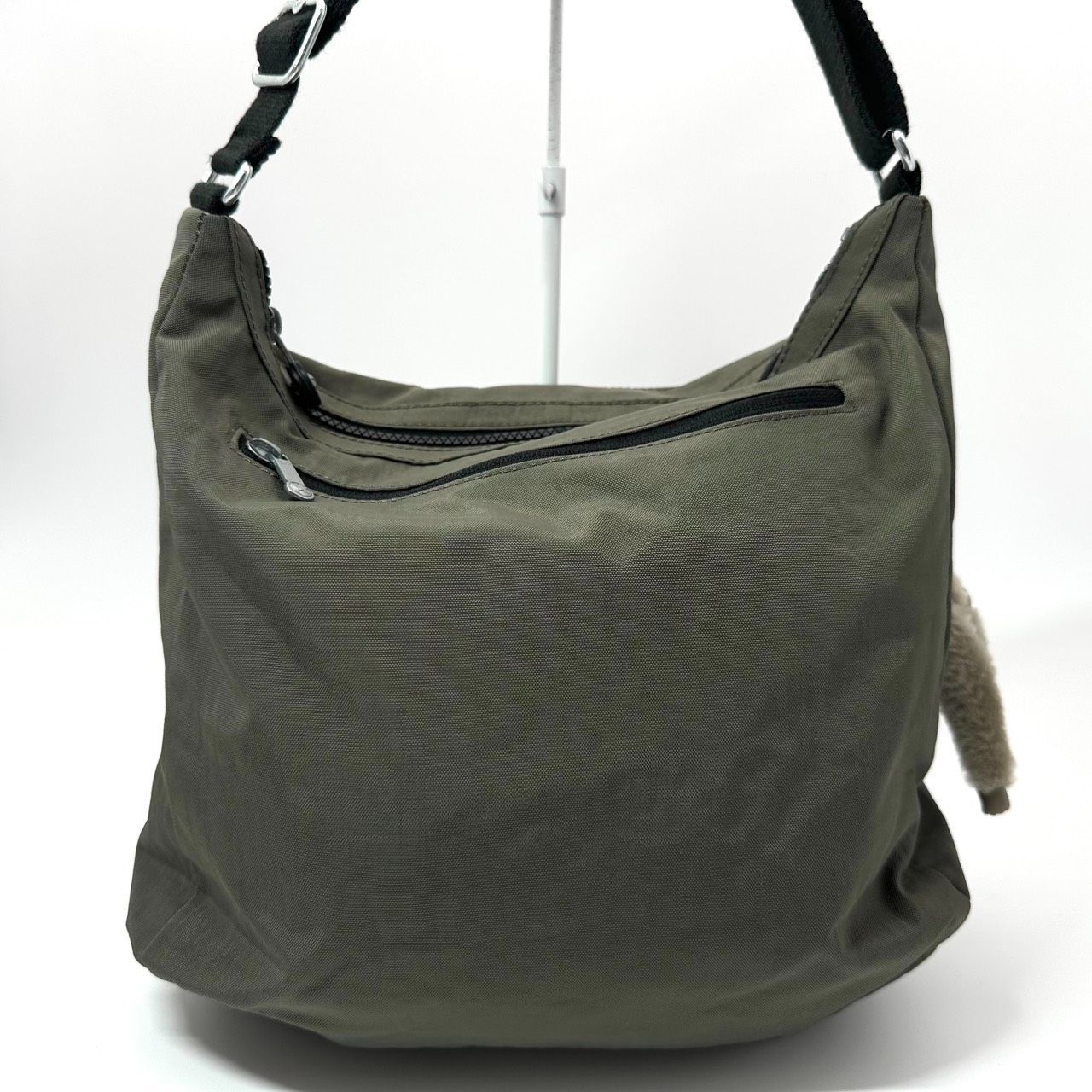 B5693】 kipling キプリング ショルダーバッグ モニッサ ナイロン