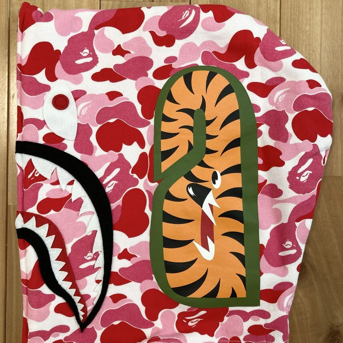ABC CAMO PINK シャーク パーカー Mサイズ shark full zip hoodie a bathing ape BAPE エイプ ベイプ アベイシングエイプ ABCカモ z3375