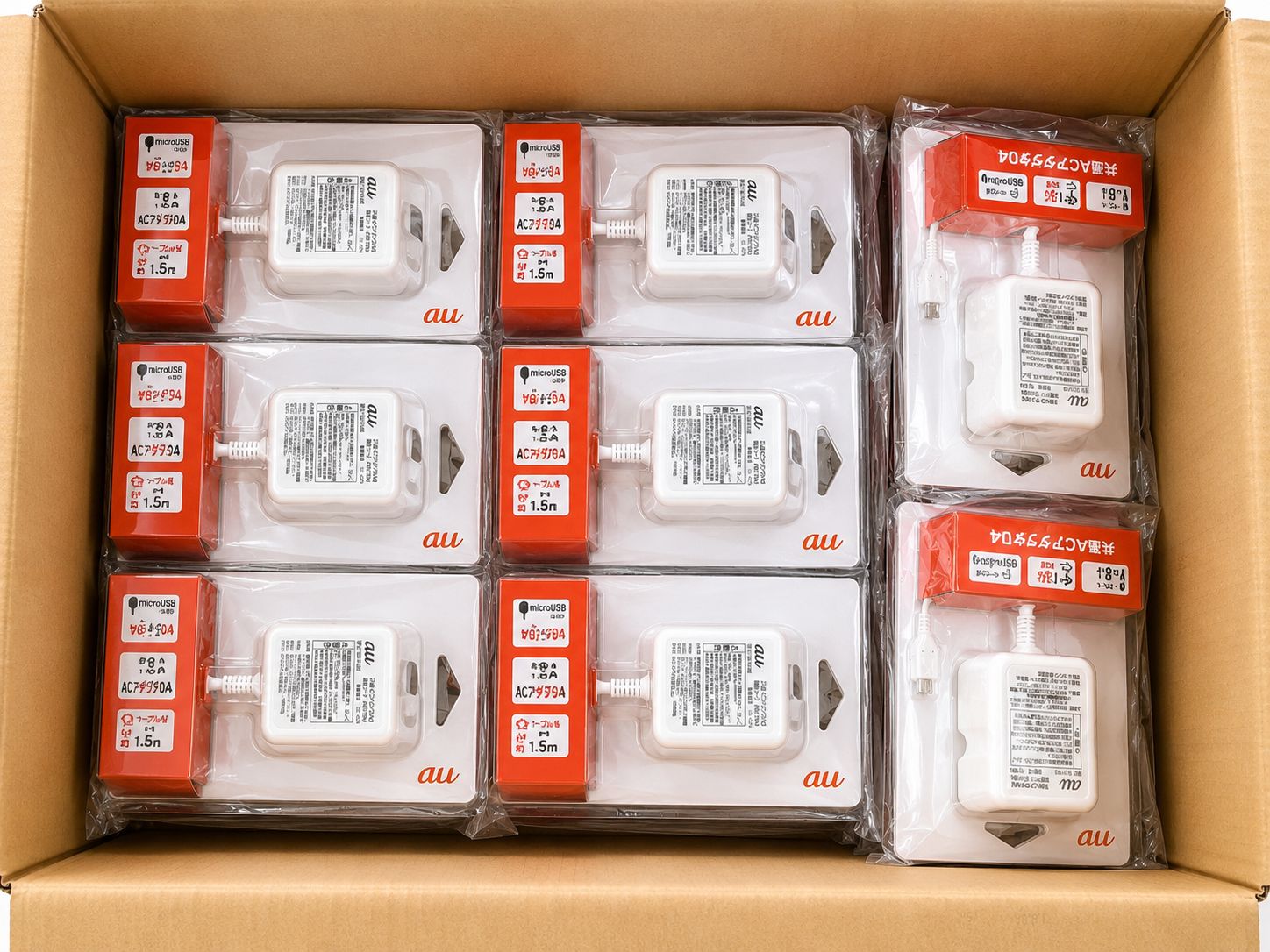 ◇ 未使用 au 共通ACアダプタ04 0401PWA microUSB 1.8A 30個