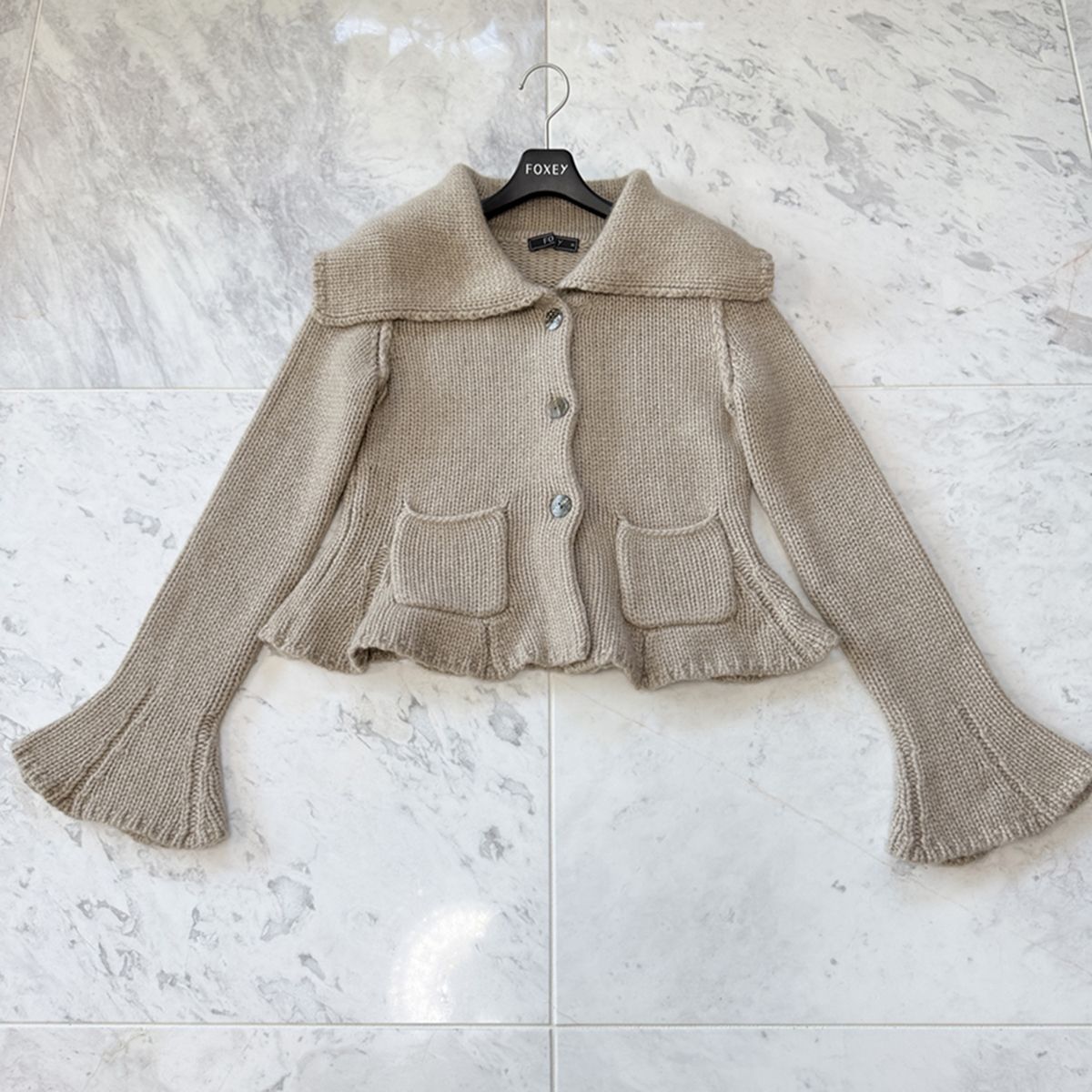 ✨✨今なら特別3,000円引✨✨FOXEY BOUTIQUE ニット カーディガン