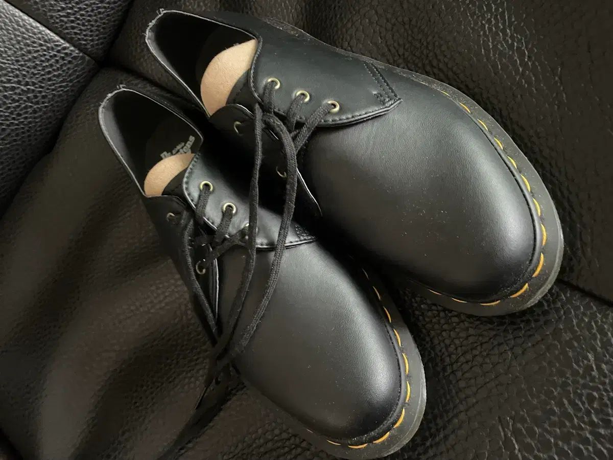DR. MARTENS ヴィーガン スムース 1461 260 uk7 出品