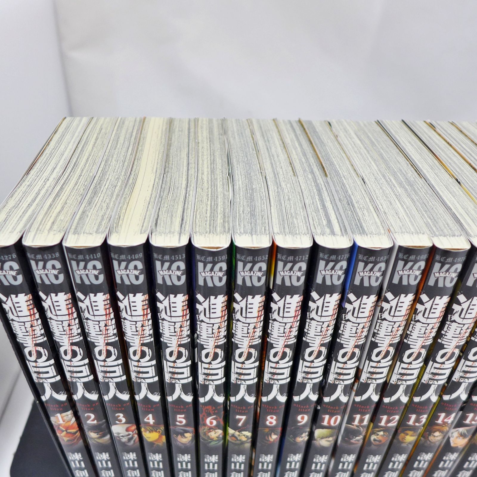全巻セット 】 進撃の巨人 全34巻セット - メルカリ
