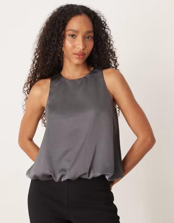 ヴィラ レディース トップス タンクトップ サテン VILA satin puffball hem top in granite Poppy Seed グレー