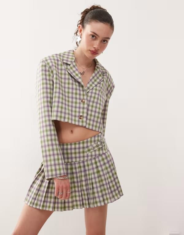 コルージョン レディース ボトムス スカート プリーツ ミニ COLLUSION tailored 90s pleated mini skirt in check part of a set Mixe