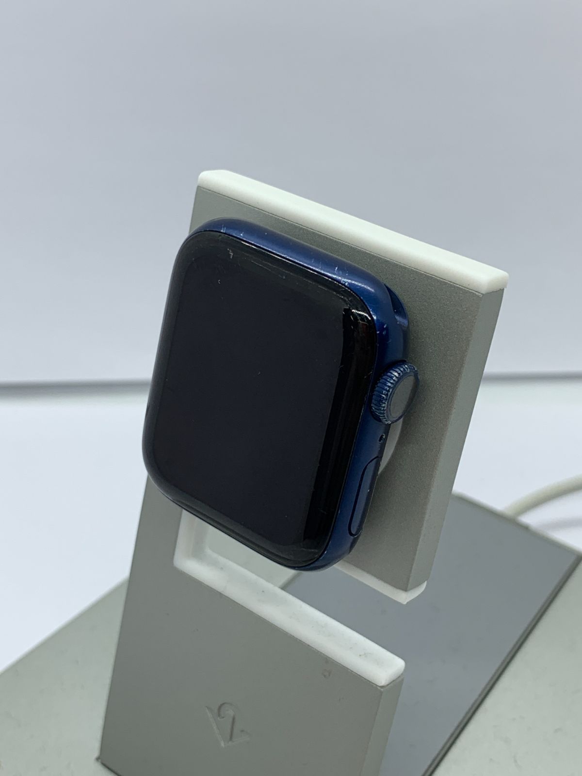 【中古・バッテリー劣化・画面キズ有・フレームキズ有】Apple Watch Series6 GPSモデル 40mm アルミケース［ブルー］