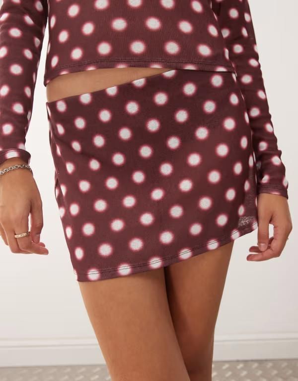 コルージョン レディース ボトムス スカート ドット柄 ドット COLLUSION micro skirt in blur polka dot BLUR SPOT ドット