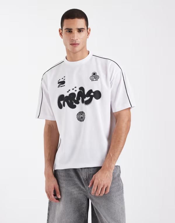 エイソス メンズ トップス Tシャツ グラフィック ASOS DESIGN oversized Tshirt with paneled shoulders and soccer graphic and
