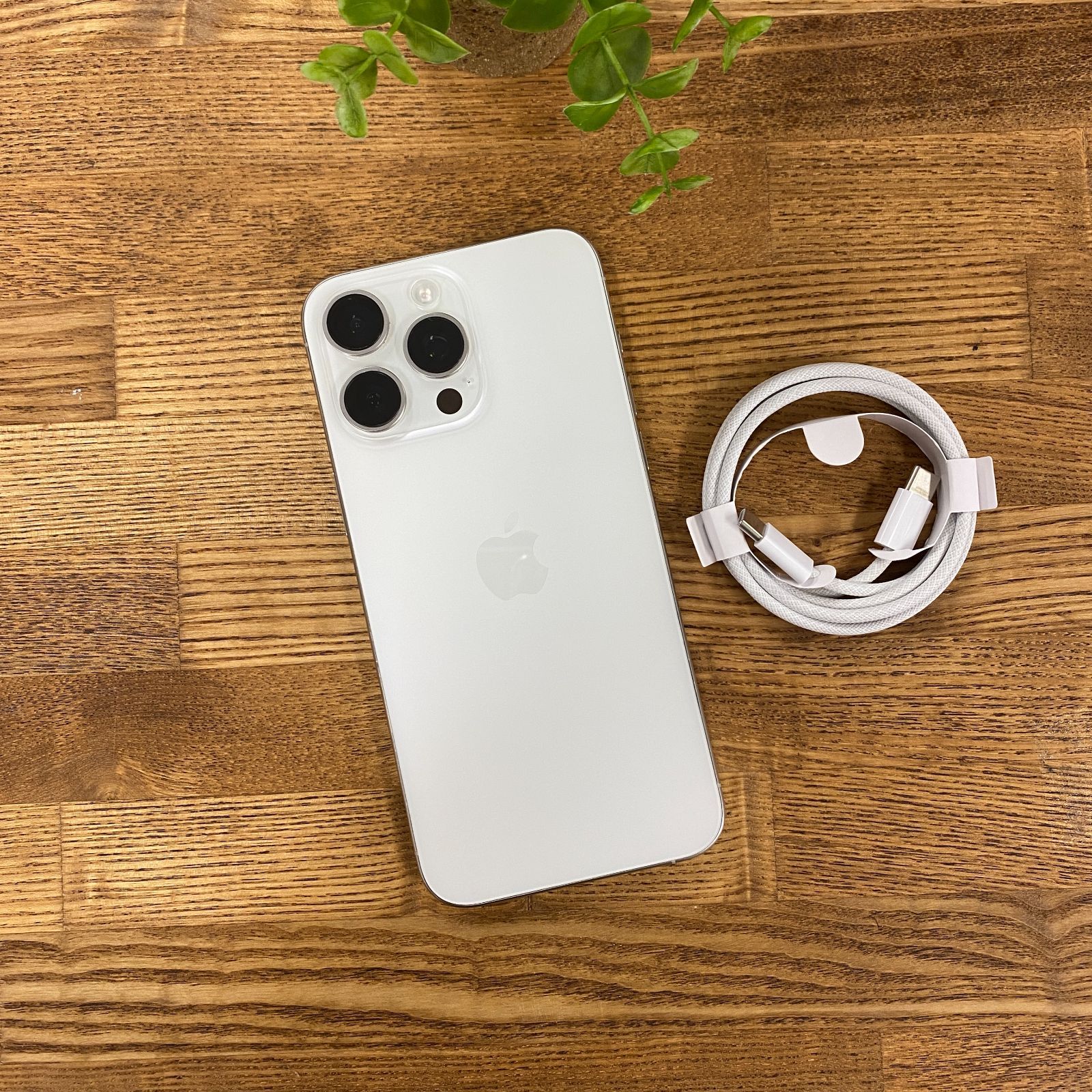 iPhone15ProMax 256GB ホワイト 国内版SIMフリー送料無料