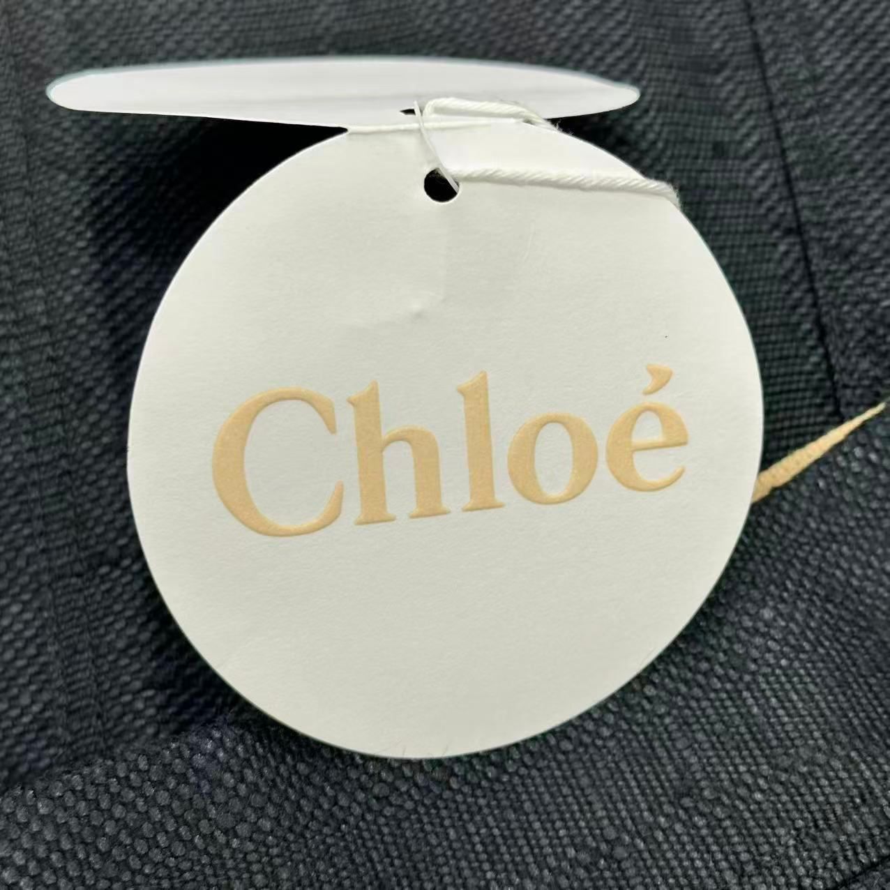 未使用品 Chloe クロエ スカート 定価¥154000 ハンガー付き ブラック 未使用品 Chloe クロエ スカート 定価¥154000 ハンガー付き ブラック