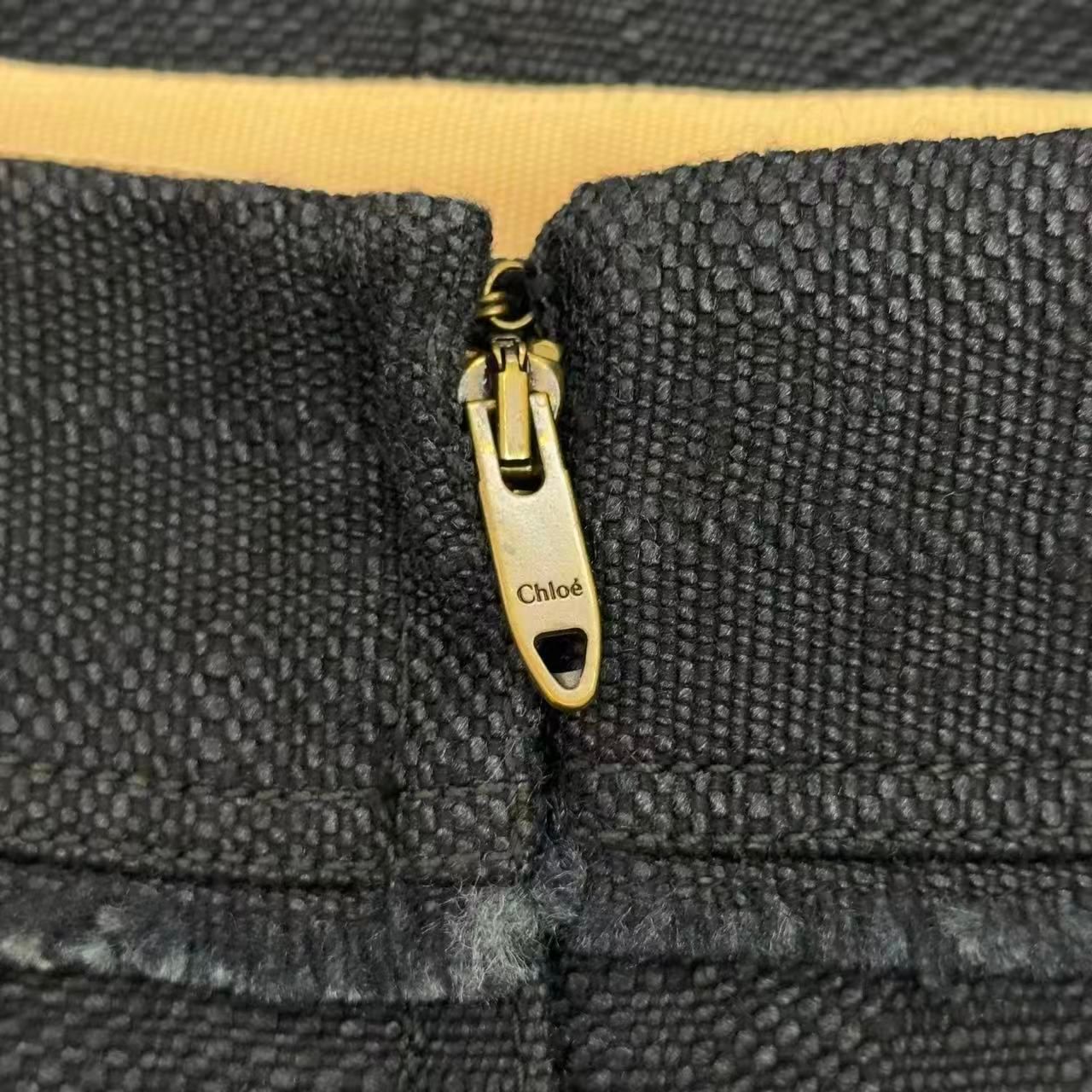 未使用品 Chloe クロエ スカート 定価¥154000 ハンガー付き ブラック 未使用品 Chloe クロエ スカート 定価¥154000 ハンガー付き ブラック