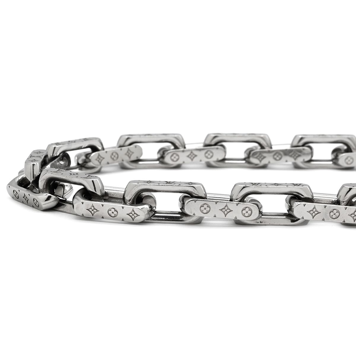 ルイヴィトン LOUIS VUITTON ネックレス チェーン モノグラム メタル シルバー モノグラムパターン M00307 LE4262【中古】 ルイヴィトン LOUIS VUITTON ネックレス チェーン モノグラム メタル