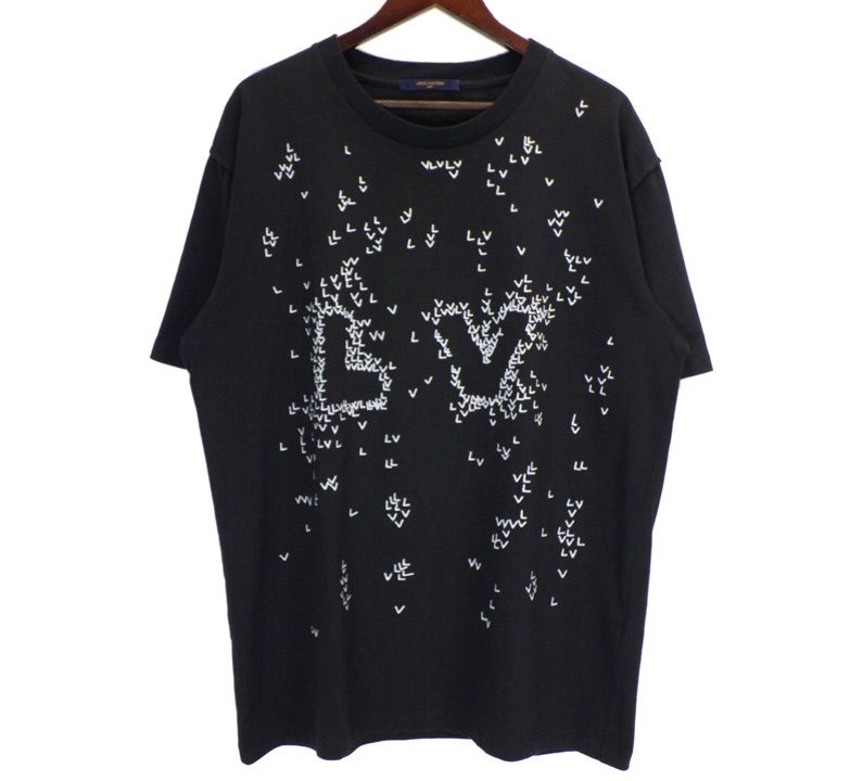 ルイヴィトン LOUIS VUITTON 22AW 【 RM222M NPL HNY14W 】 ロゴ 刺繍 LV スプレッド エンブロイダリー 半袖 Tシャツ n11374 46,800円