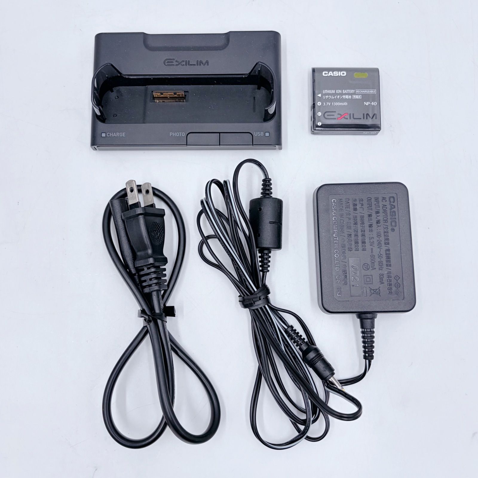 美品】CASIO EXILIM EX-Z1200 シルバー コンデジ デジカメ カシオ