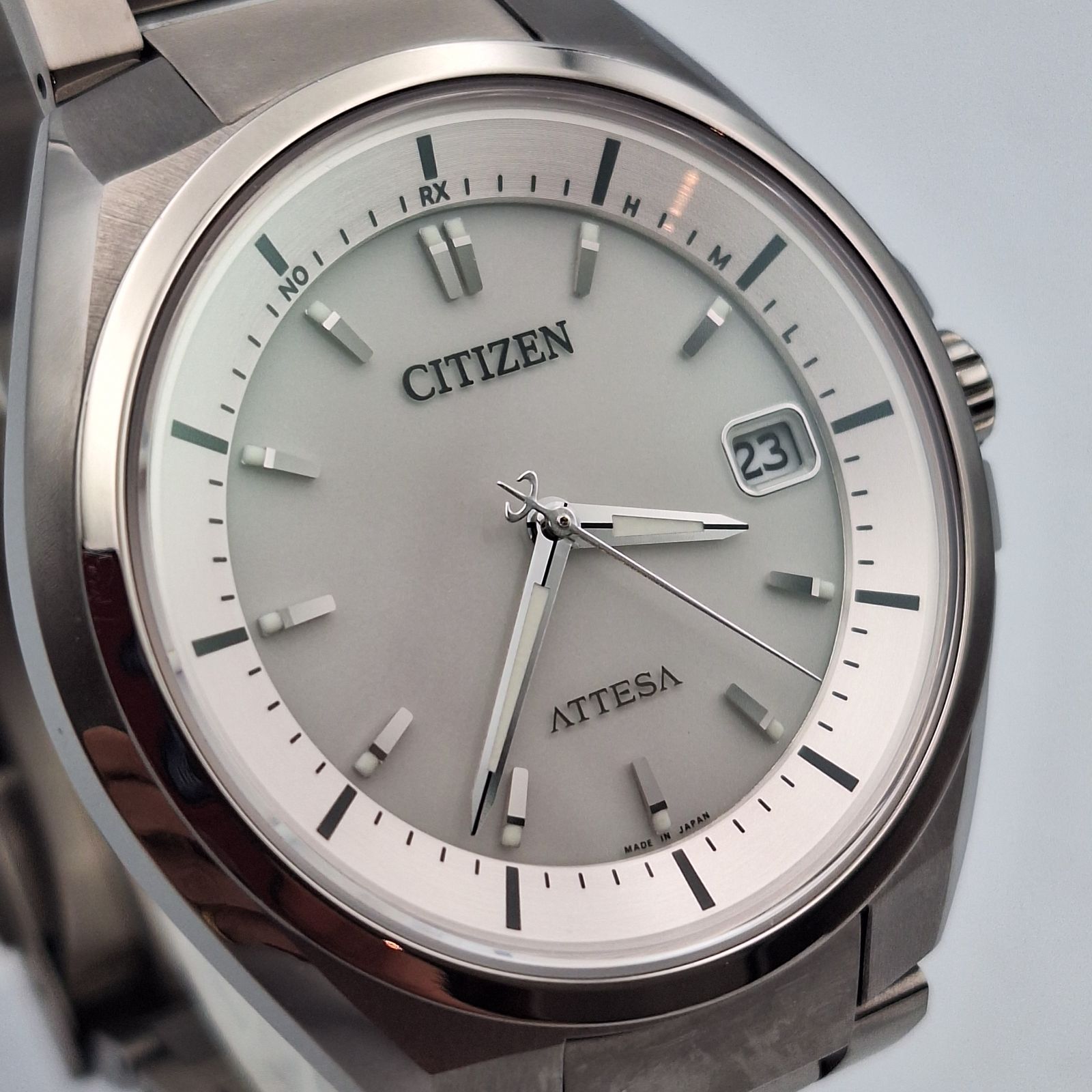 シチズン H110-T016308 アテッサ 電波ソーラー CITIZEN ATTESA 腕時計