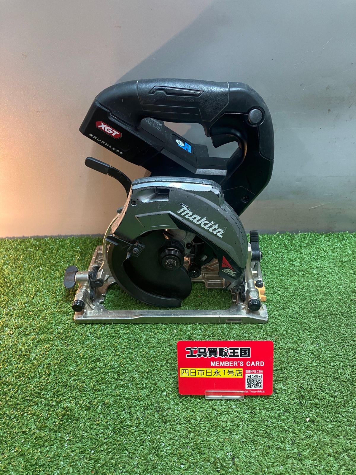 【中古品】【0936】makita(マキタ) 125㎜40Vmax充電式マルノコ 黒(本体のみ) HS005GZB　IT9VZB30IBMS