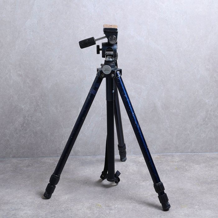 【中古】(ハスキー) HUSKY 三段三脚 雲台一体型